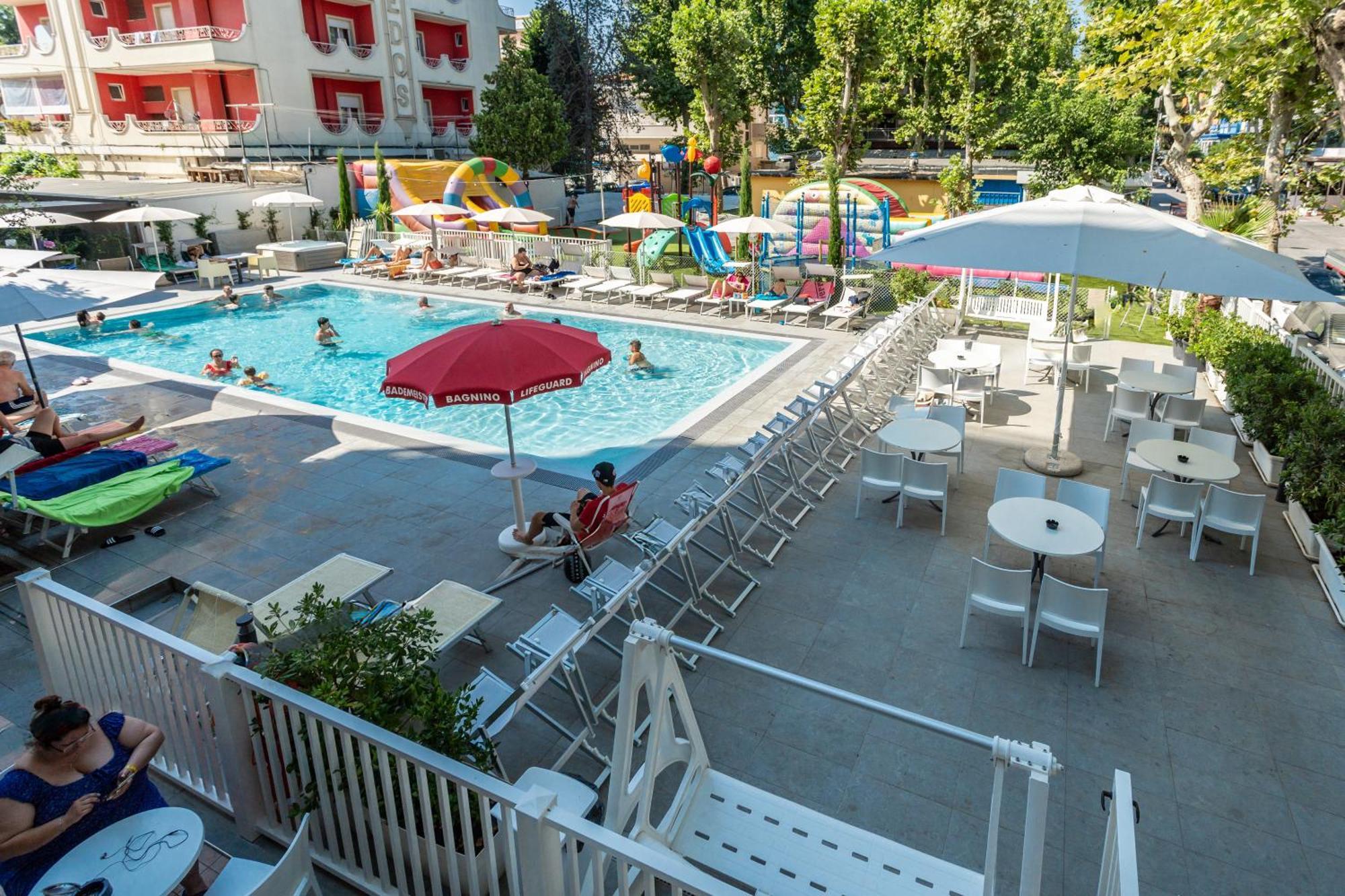 Hotel Aiglon ริมินี ภายนอก รูปภาพ